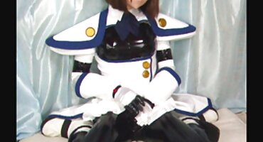 పికప్ సెక్స్ బ్లూ ఫిలిం తెలుగు వీడియో ఒక యువ అమ్మాయి కలుసుకున్నారు మరియు మంచం ఆమె లాగారు