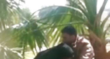 స్నీకీ పికప్ ఆనందించారు ఒక నోటితో మొడ్ఢ చీకడం లో జాకుజీ మరియు తెలుగు సెక్స్ వీడియో కాల్ మంచి సెక్స్