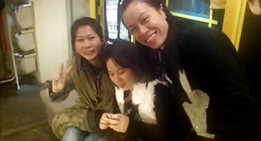 సన్నని హిందీ సెక్స్ వీడియో తెలుగు నల్లటి జుట్టు గల స్త్రీని మేజోళ్ళు లో సెక్స్ సమయంలో స్క్విర్టింగ్ వచ్చింది