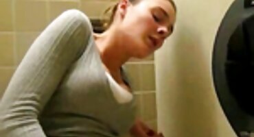 అందమైన రాగి జుట్టు ఒక వేడి పురుషుడు సెక్స్ నుండి తెలుగు తెలుగు వీడియో సెక్స్ మూలుగులు