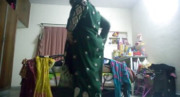 పెట్రిఫైడ్ ఆత్మవిశ్వాసం ప్రియుడు ఫక్ తన స్నేహితురాలు తెలుగులో సెక్స్ వీడియో ఆమె కూచ్