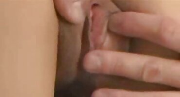 కఠినమైన యువ వేడి గూగుల్ తెలుగు సెక్స్ వీడియో స్త్రీ తనను తాను ఒక కంపన పరికరంలా