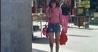 నగ్నంగా సంతోషంగా ఒక నిలబడి ఫుల్ సెక్స్ తెలుగు వీడియో ఆత్మవిశ్వాసం స్వారీ పంపుతుంది