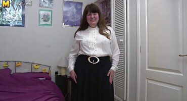 మినీబస్ క్యాబిన్ యాదృచ్ఛిక అమ్మాయి ఇబ్బంది పెట్టాడు హిందీ తెలుగు సెక్స్ వీడియో