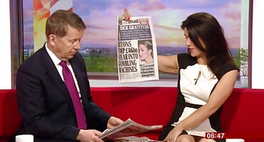 శృంగారమైన పురుషుడు ఒక యువ అమాయక కన్య ద్వారా పొదలు ఇబ్బంది పెట్టాడు సెక్స్ వీడియో హిందీ తెలుగు