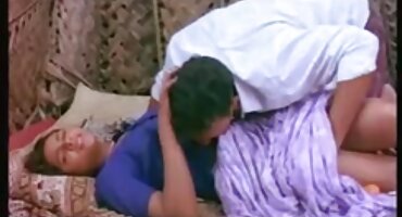 మరొక మనిషి తిరుగుబోతు తెలుగు సెక్స్ వీడియో బ్యాగ్నో బాత్రూమ్ లో ఇబ్బంది పెట్టాడు