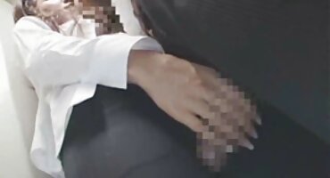 సొగసైన అమ్మాయి తెలుగు సెక్స్ సినిమా వీడియో శృంగార చూడటం మరియు పూకు మీధ వేలితోరుద్ధడమ్