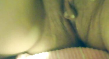 పురుషుడు కుట్లు పూర్తిగా మరియు ఫక్స్ తన ముడతలు హిందీ తెలుగు సెక్స్ వీడియో రంధ్రం