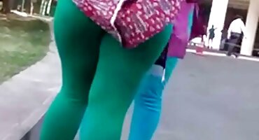 వక్షోజాలను సెక్స్ వీడియో తెలుగు మూవీ యువతి కుడుచు మొడ్ఢ