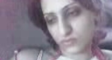 క్లాస్సి స్టడ్ పుష్స్ ఒక శృంగారమైన బ్లాండ్ లో తెలుగు ఆంటీ సెక్స్ వీడియో పూకు