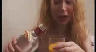 అందమైన అమ్మాయి ఒక స్నానం తెలుగు ఫుల్ సెక్స్ వీడియో పడుతుంది మరియు సిగ్గుపడదు