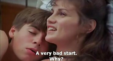 భర్త మరియు భార్య తమ వీడియో సెక్స్ వీడియోస్ కోసం బాత్టబ్లో సెక్స్ను కలిగి ఉన్నారు