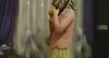 సిగ్గులేని తెలుగు సెక్స్ వీడియో మృగం తన హాన్ హోన్ చూపించాడు