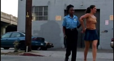 టాన్డ్ బ్లాండ్ పుస్సీ సెక్స్ తెలుగు లో వీడియో లో శృంగారమైన కోచ్ లొంగిపోయాడు